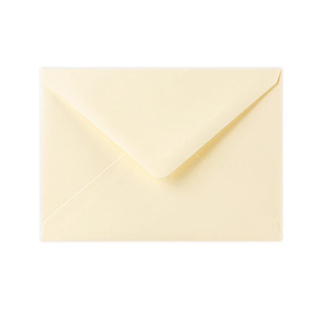 Enveloppe couleur magnolia 133x184 mm